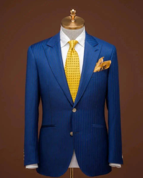 西裝雙開叉和后開叉、不開叉的區別